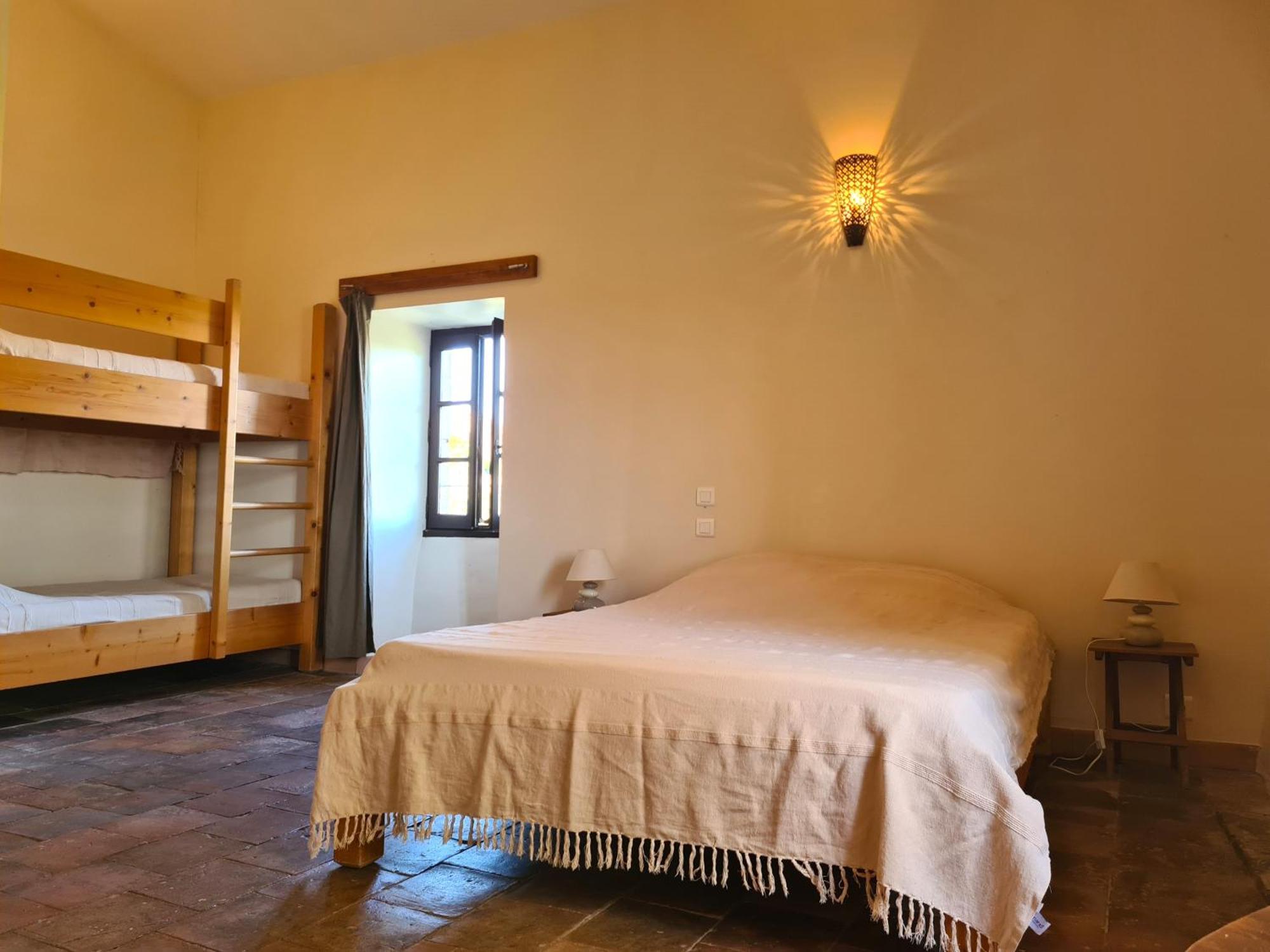 La Bastide De Peyremale, En Cevennes, Piscine, Tennis Apartment *