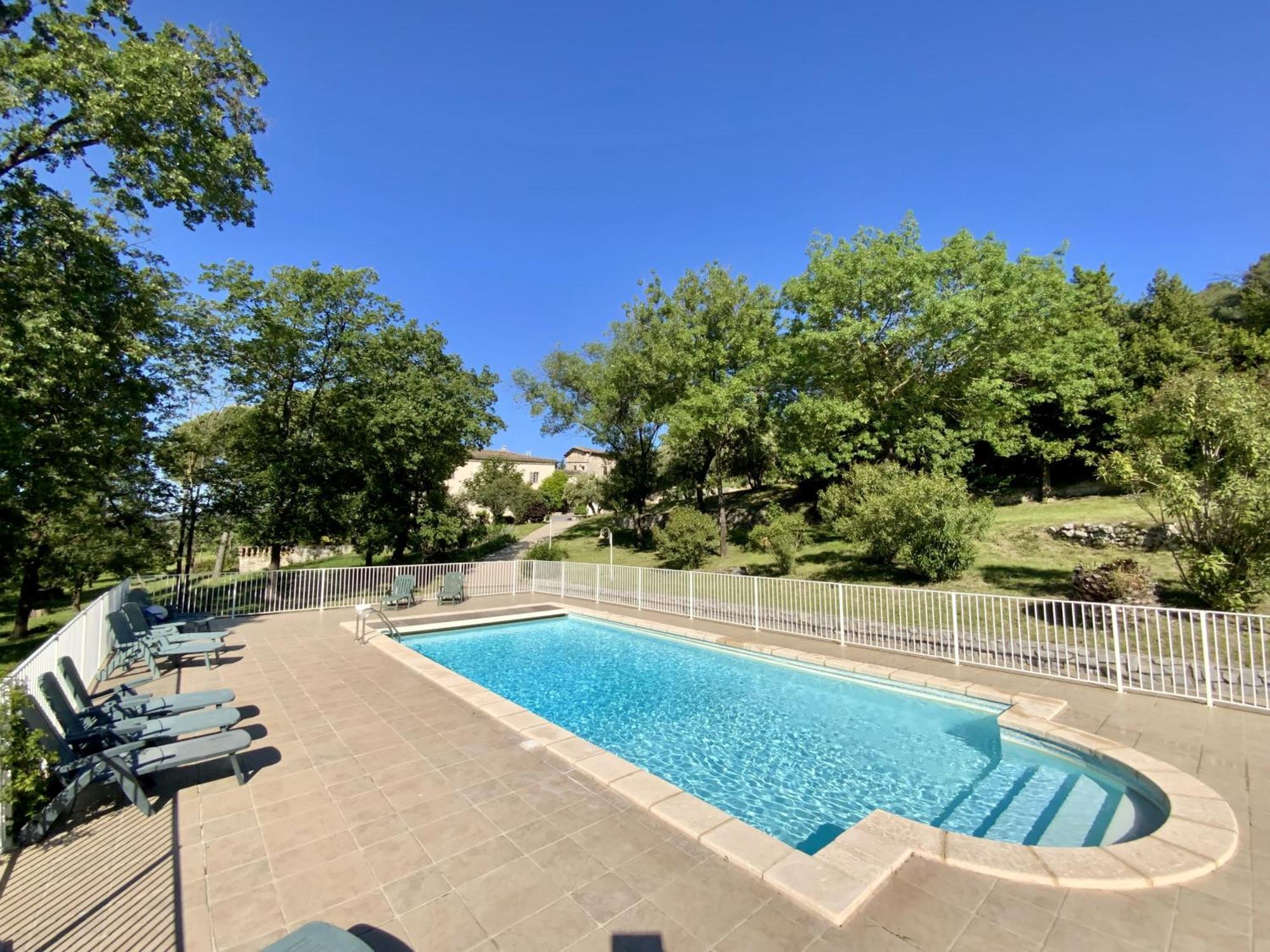La Bastide De Peyremale, En Cevennes, Piscine, Tennis Apartment *